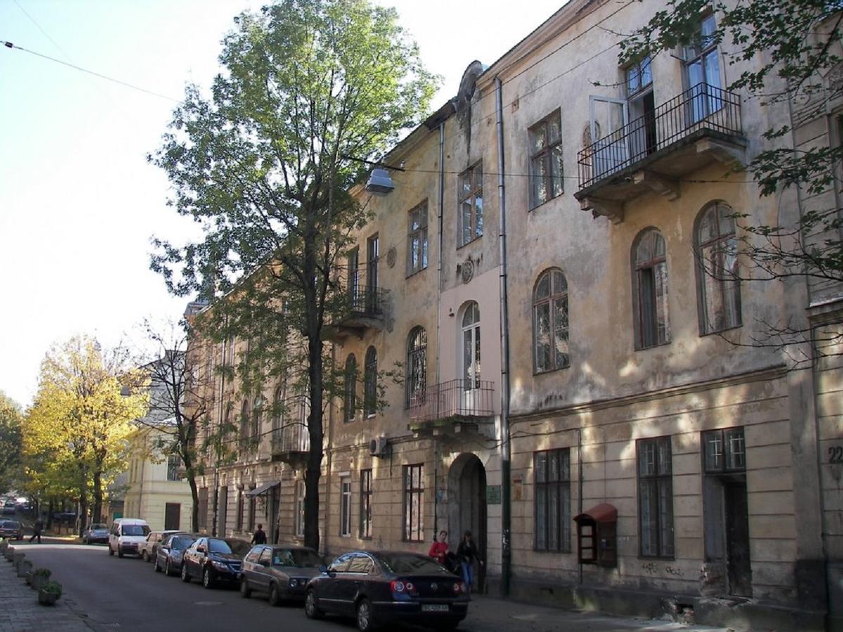 Апартаменти Вул Кониського 5 На 6 Осіб Біля Медичного Університету إلفيف المظهر الخارجي الصورة